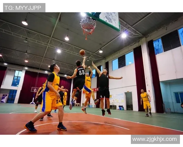 重庆篮球队荣登篮球配合排行榜首位展现团队默契与实力