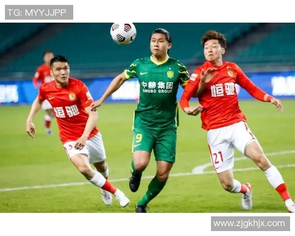 武汉排球队以53分领跑挑战赛积分榜展现强劲实力